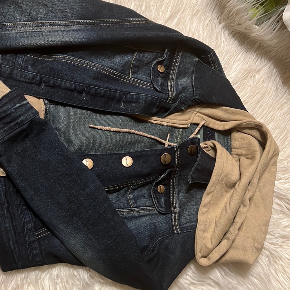 Semi used size small brand Noni